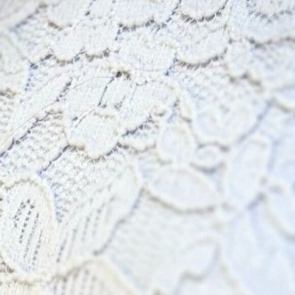 (5 for $25) Lulus Sleeveless Low Back Lace Dress in Lavender Size XS - Picture 6 of 6